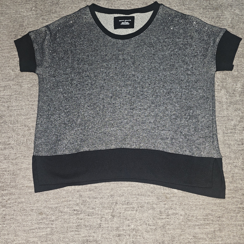 DKNY Gray and Black Top Size MEDIUM